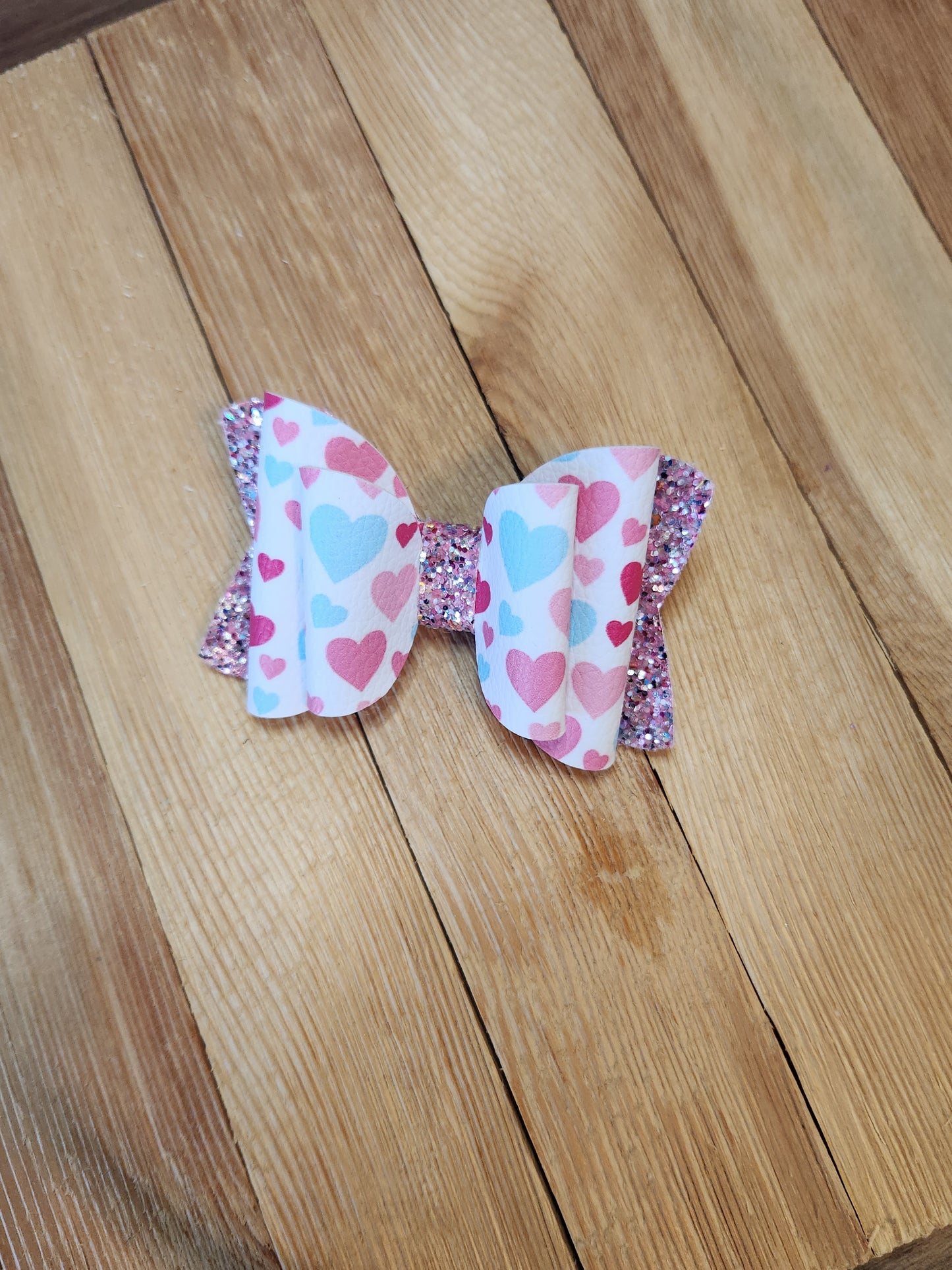 4" Chloe Bows Hearts