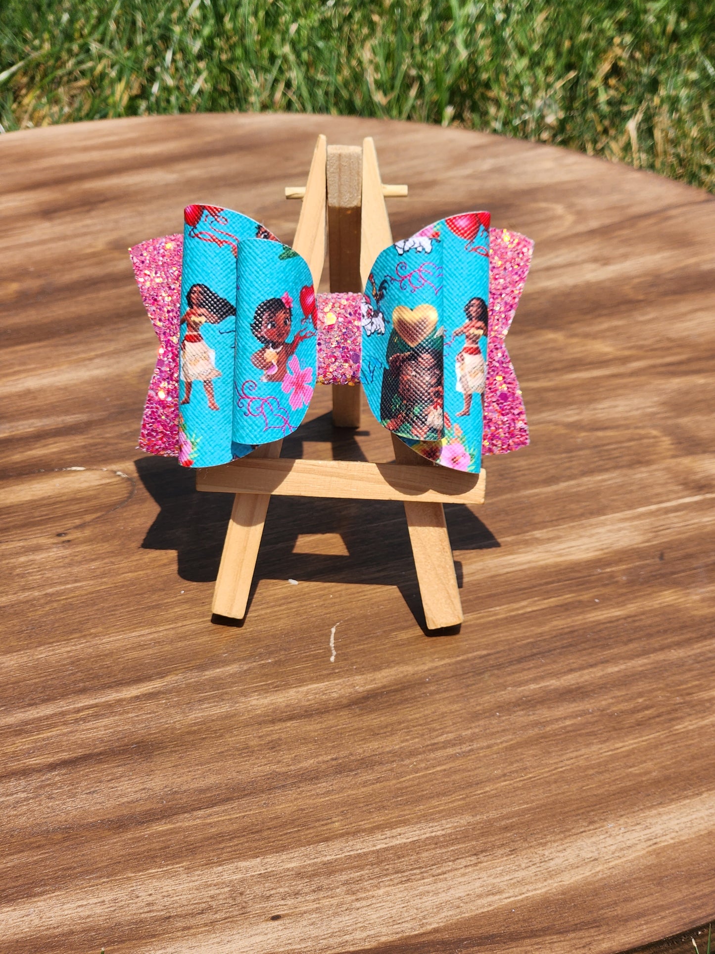 4" Chloe Bows Island girl