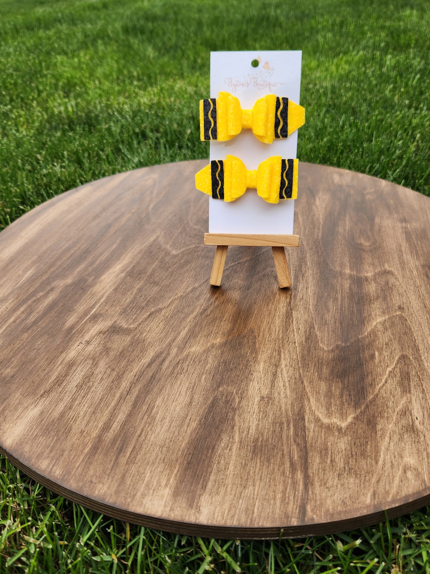 Yellow 2.5" Crayon Bow Piggy Set