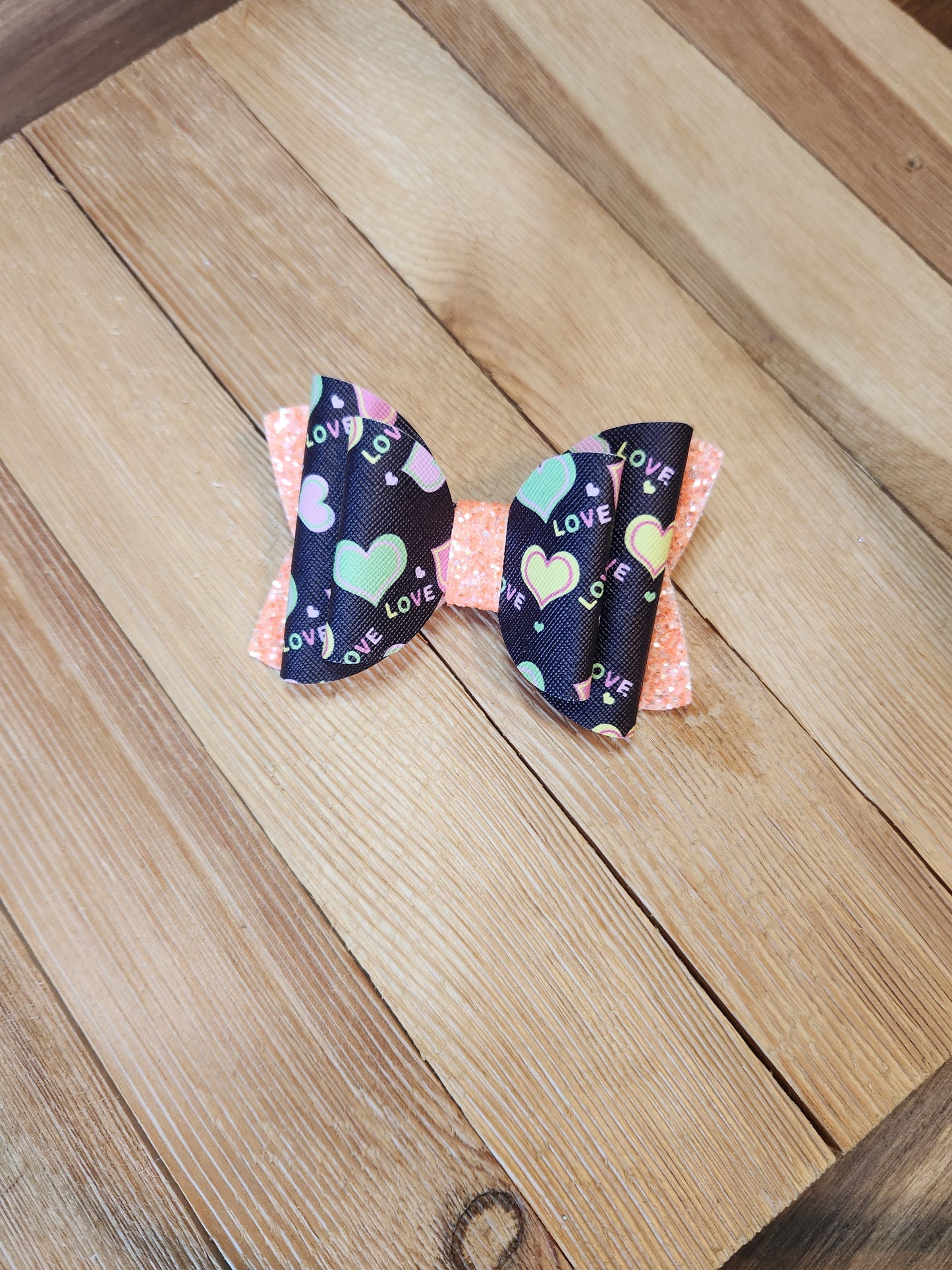 4" Chloe Bows Hearts