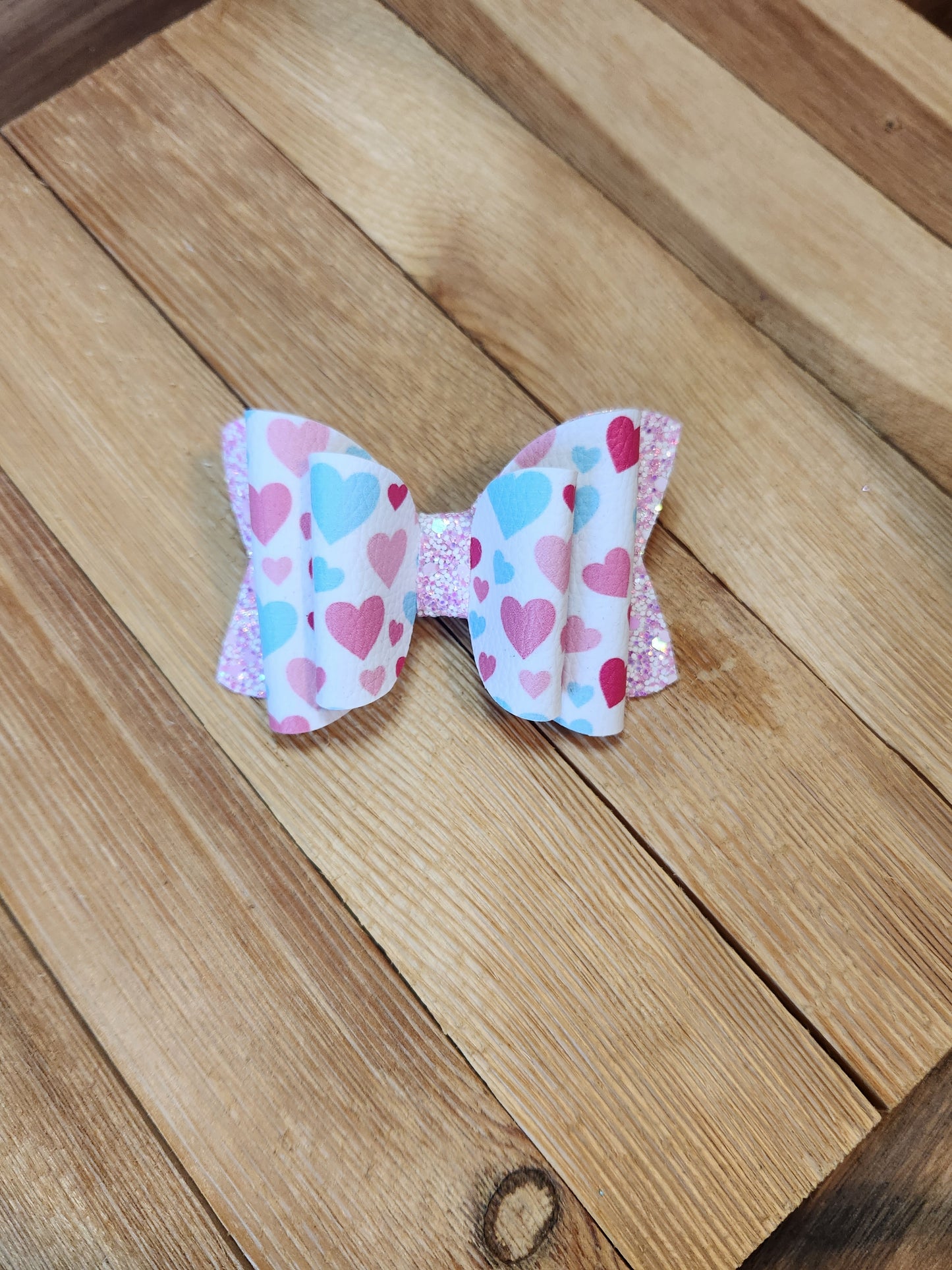 4" Chloe Bows Hearts