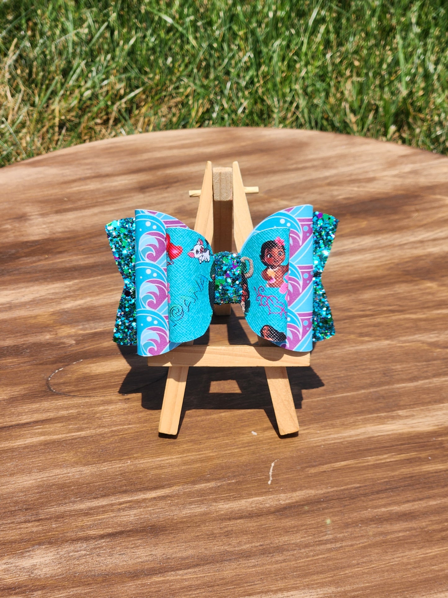 4" Chloe Bows Island girl