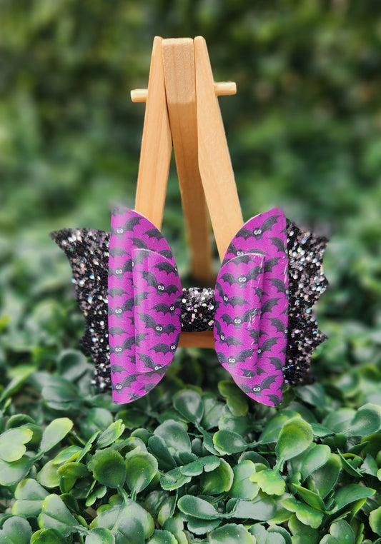 4" Bat wing bows