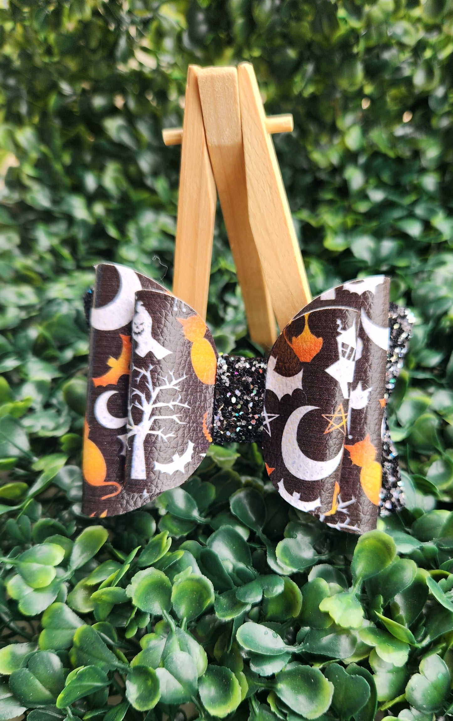 4" Halloween bows